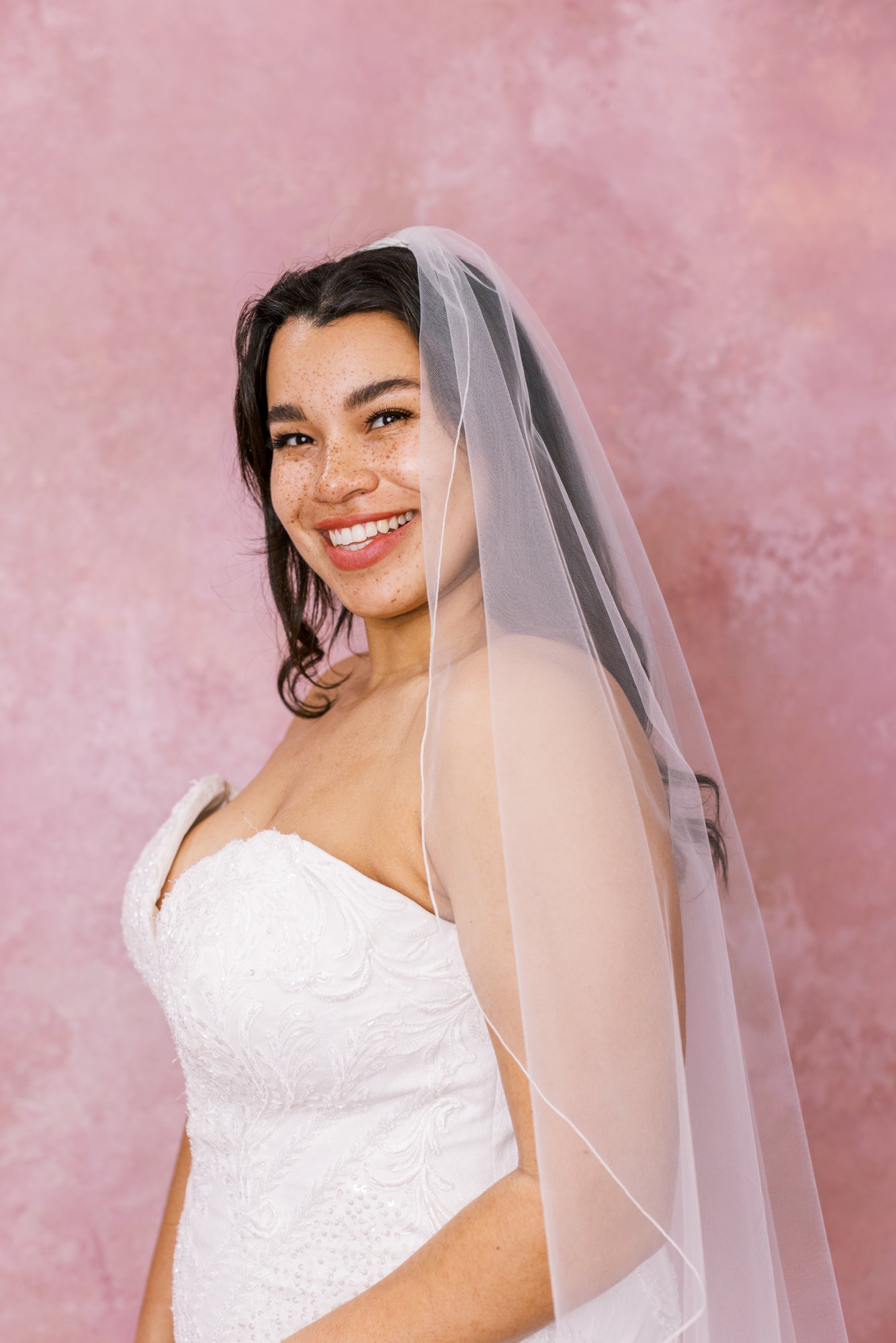 Rose Fingertip Veil