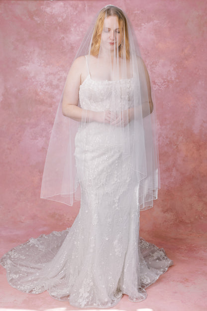 Tulip Two-Tier Fingertip Veil