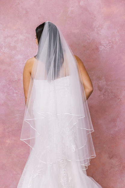 Tulip Two-Tier Fingertip Veil