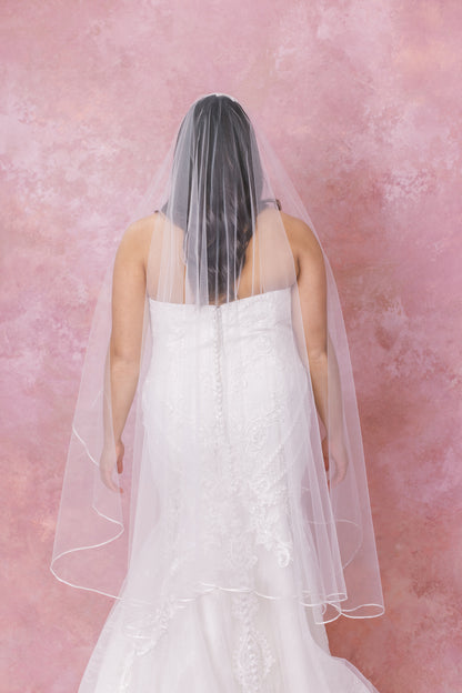 Tulip Two-Tier Fingertip Veil