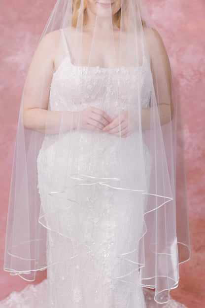 Tulip Two-Tier Fingertip Veil